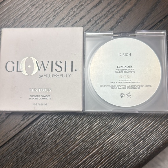 New HUDA BEAUTY GLOWISH Luminous Pressed Powder Shade 12 Rich - Picture 3 of 5